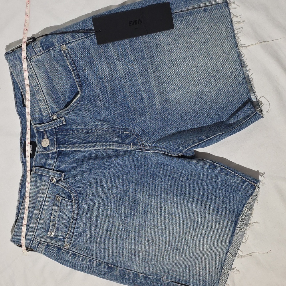New! Anthropologie Edwin Cai 7" Inseam Distressed Blue Denim Shorts Grunge - Picture 6 of 16